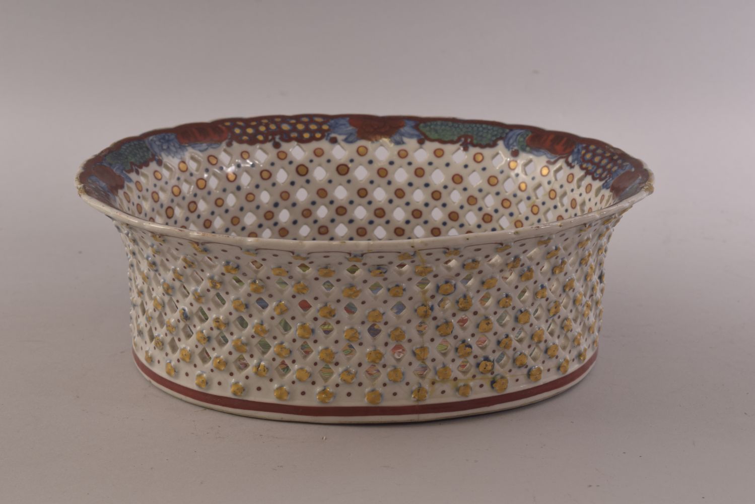 A 19TH CENTURY CHINESE OVAL PIERCED 'CLOBBERED' PORCELAIN BASKET, painted with a landscape, mark - Image 4 of 7