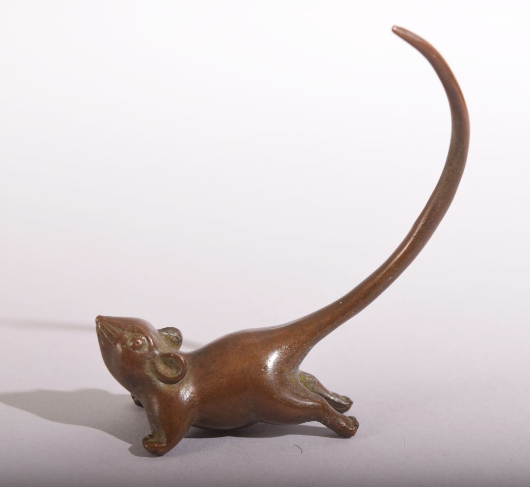 A JAPANESE BRONZE MODEL RODENT - stamped underside 7cm