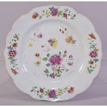 A CHINESE FAMILLE ROSE PORCELAIN PLATE, painted with colourful flowers, 23cm diameter.