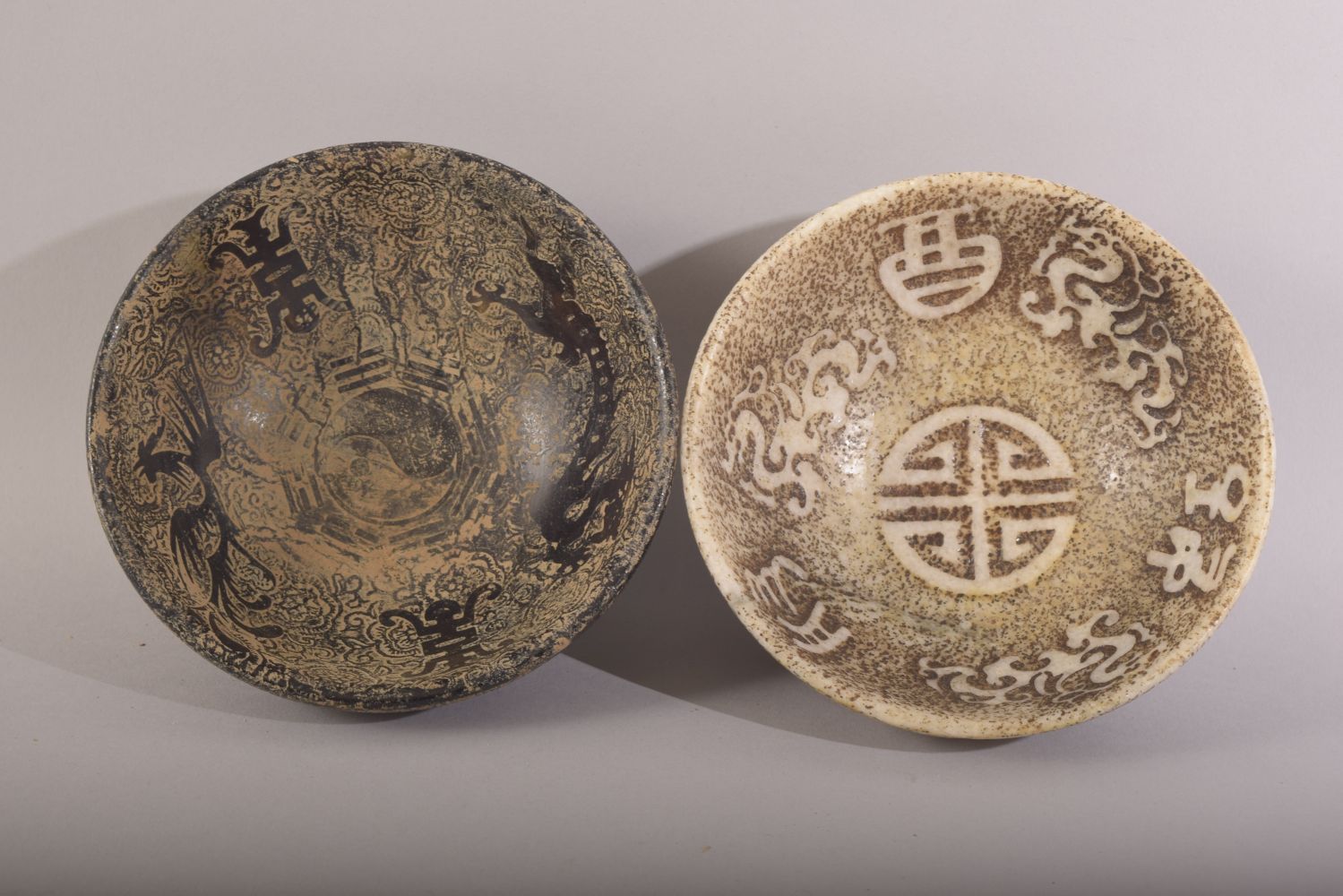 TWO CHINESE HARDSTONE BOWLS, both 14cm diameter (2). - Image 4 of 7