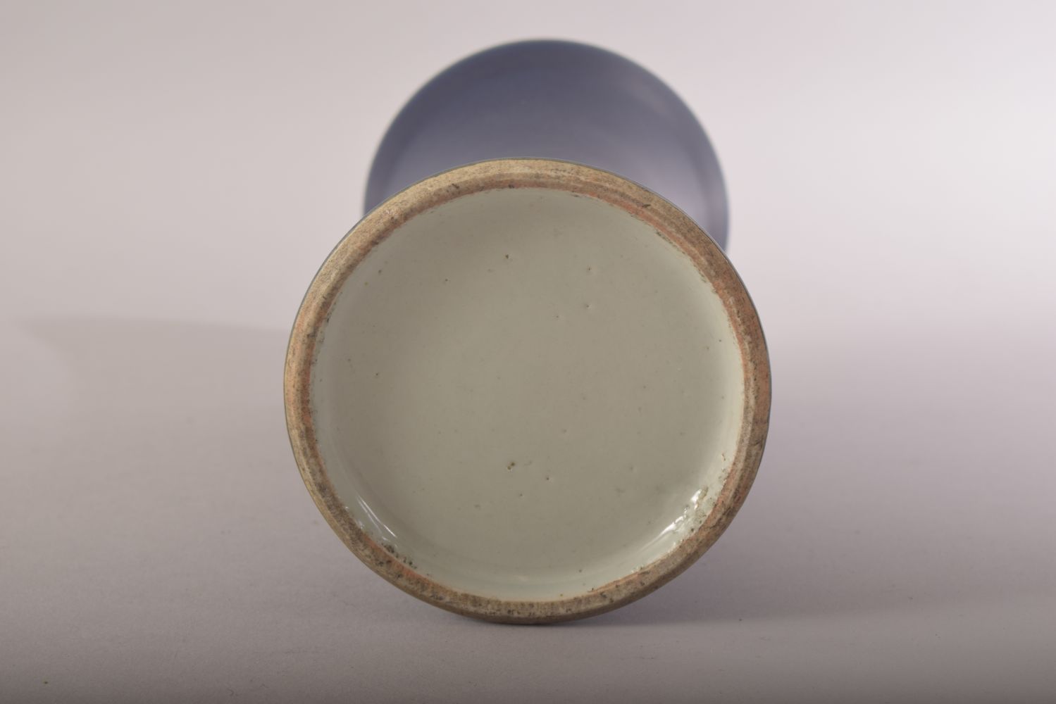 A CHINESE BLUE GROUND PORCELAIN VASE, 16cm high. - Image 6 of 6
