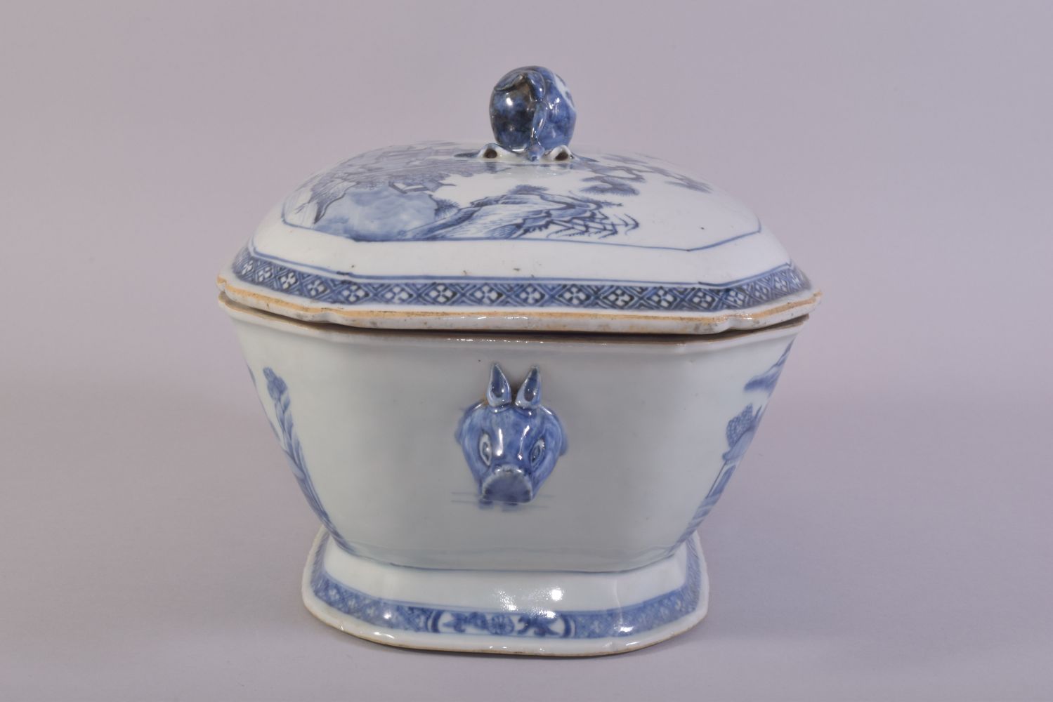 A CHINESE BLUE AND WHITE PORCELAIN TUREEN AND COVER, decorated with landscape scenes including - Image 2 of 8