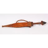 A 19TH / 20TH CENTURY NORTH AFRICAN DAGGER - With its bound leather sheath - 32cm