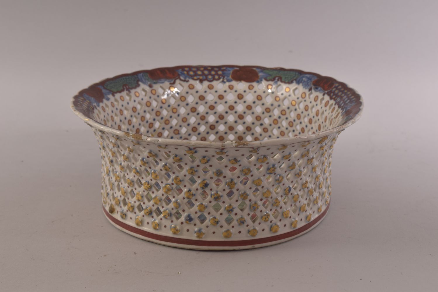 A 19TH CENTURY CHINESE OVAL PIERCED 'CLOBBERED' PORCELAIN BASKET, painted with a landscape, mark - Image 3 of 7