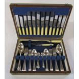 Oak cased canteen of cutlery