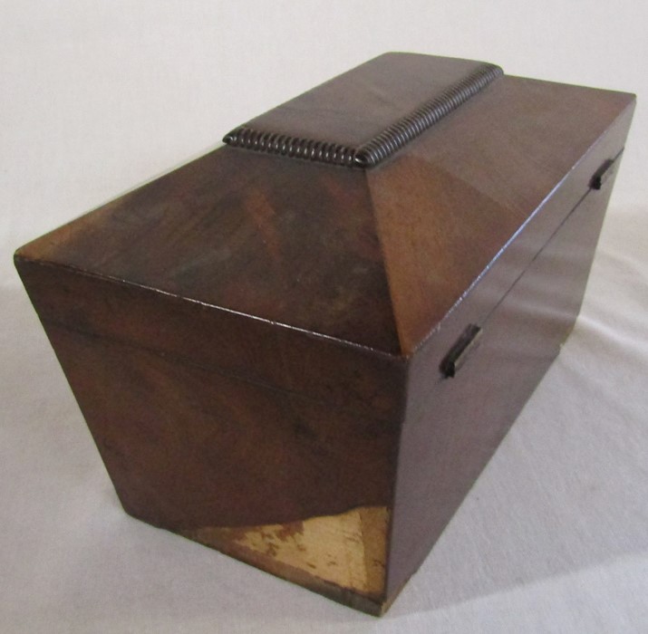 Wooden inlaid tea caddy with metal claw feet (missing interior lids) H 13 cm L 17.5 cm & sarcophagus - Image 3 of 8