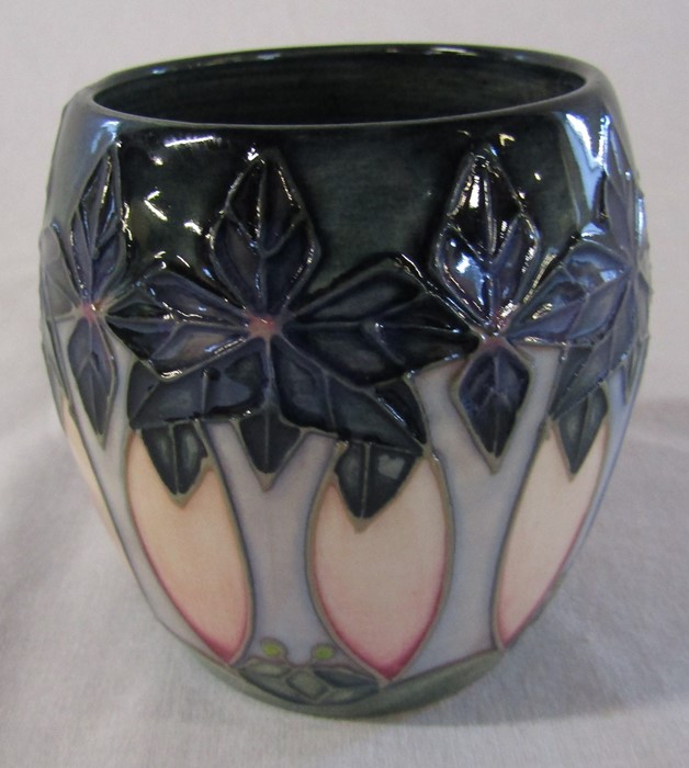 Moorcroft 'cluny' pattern mug and palm trees pin dish - Image 4 of 6