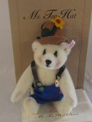 Steiff Mr Top hat clown, white, limited edition 495/1500 H 25 cm complete with box and certificate