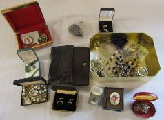 Box of assorted costume jewellery inc jade, cufflinks and purses