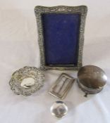 Silver trinket pot Birmingham 1912 (interior needs reattaching), small silver pot Birmingham 1919
