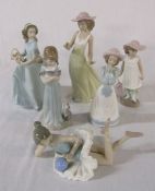 Selection of Nao and Lladro figurines (one figurine af)