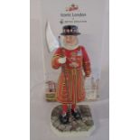 Boxed Royal Doulton Iconic London Beefeater figurine HN5362 H 25 cm