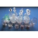 Selection of glass decanters, 6 balloon glasses and 3 green glasses (1 af)