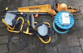 Landxcape electric hedge cutters, 3 builders lights & (**extension cable no longer in this lot)