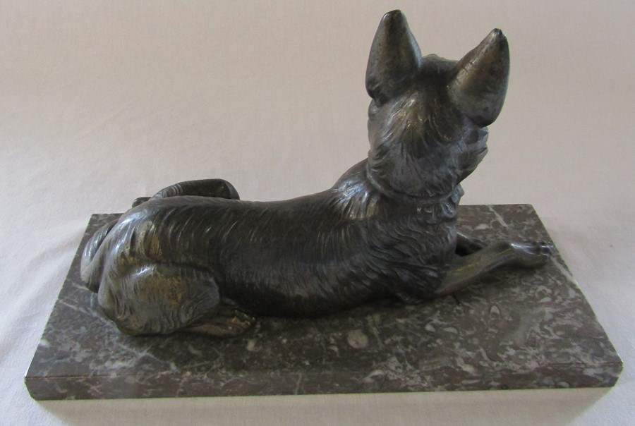 Art Deco bronze figure of a recumbent Alsatian dog on a marble base L 32 cm H 21 cm - Image 4 of 4