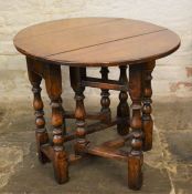 Titchmarsh & Goodwin oak miniature gateleg drop leaf table (2020 Retail Price List £1600) Ht 51cm
