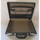 Samsonite combination brief case 45 cm x 34 cm (excluding handle)