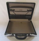 Samsonite combination brief case 45 cm x 34 cm (excluding handle)