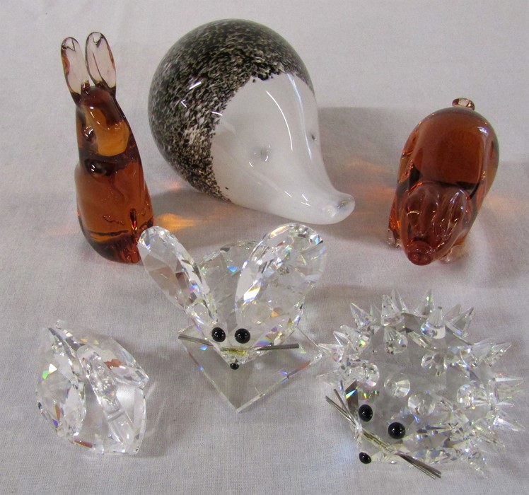 3 Swarovski crystal animals - swan, hedgehog and mouse & 3 Wedgwood glass animals