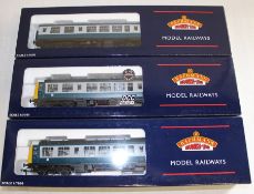 Bachmann Branch-Line boxed OO gauge 32-910 Class 108 3-Car DMU British Rail Blue / Grey