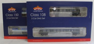 Bachmann Branch-Line boxed OO gauge 32-900B Class 108 Two Car DMU set BR Green with speed whiskers &