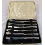 Cased set of silver handled butter knives Sheffield 1928