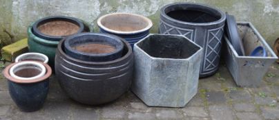 Various planters