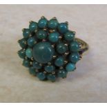 9ct gold turquoise cluster ring, size J/K, hallmarked London 1979, total weight 5.1 g