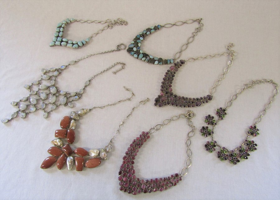 7 silver and gemstone contemporary necklaces, marked 925, total weight 763.8 g / 24.58 ozt