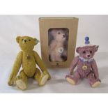 2 Steiff miniature porcelain bears 1904 H 13 cm and clown H 12.5 cm together with a miniature