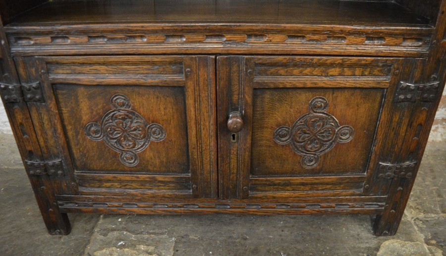 Titchmarsh & Goodwin oak bookcase with carved decoration (2020 Retail List Price £1490)  Ht 115cm - Image 2 of 3