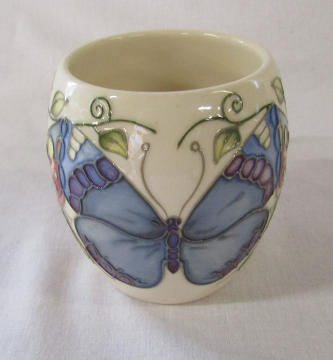 Moorcroft 'butterfly' pattern mug H 8.5 cm and pin dish D 12 cm - Image 4 of 6