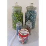 5 jars of coloured marbles - height 30 cm and 15 cm (50 of the worlds best marbles by House of