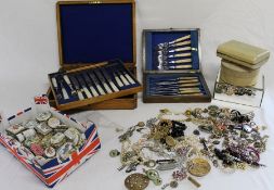 Selection of costume jewellery, Pinchbeck fob seal, Del Prado trinket pots & 2 cased cutlery sets