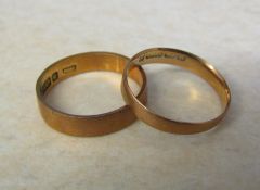 2 9ct gold band rings size K/L and M, 3mm and 4 mm, total weight 3.1 g