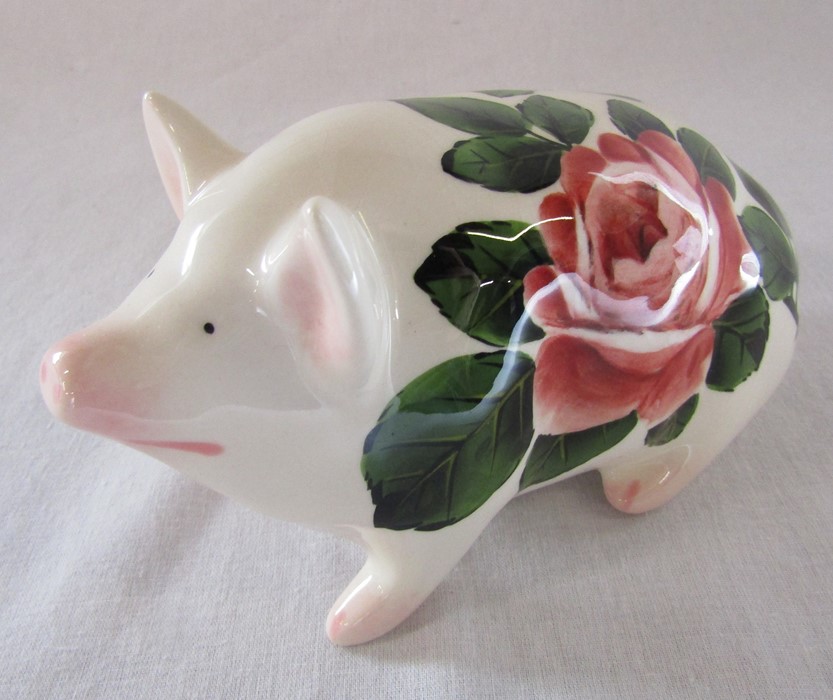 Wemyss G Hill Pottery pig, cabbage rose pattern, L 16 cm - Image 2 of 4