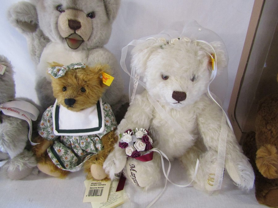 Selection of Steiff bears inc Steiff Club 1012/300 grey, classic teddy H 23 cm in dress, 2 boxed - Image 3 of 4