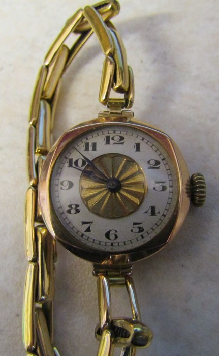 9ct gold ladies vintage watch, swiss made, hallmarked London 1929 with rolled gold elasticated - Image 2 of 5