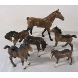 Assorted Beswick bay horses and foals (tallest H 15 cm)