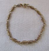 9ct gold bracelet L 7.5 " weight 3.7 g