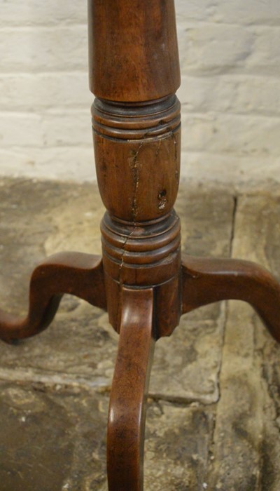 Georgian mahogany tilt top table (with repair to pedestal) Dia54cm Ht 71cm - Image 4 of 4