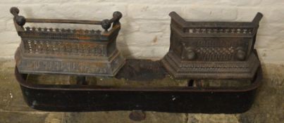 Victorian wrought iron fender L105cm & 2 cast iron tidy betties