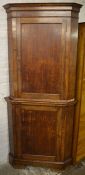 Large oak corner cupboard Ht 190cm D 84cm