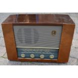 Vintage Pye Fen Man1 radio in a wooden case (untested)