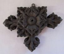 Carved wooden church roof or ceiling boss (af) 19 cm x 15 cm