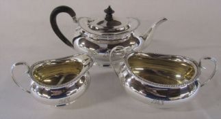 3 piece Victorian silver tea set Sheffield 1899, total weight 35.43 ozt
