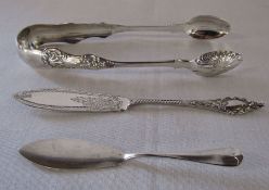 Pair of Victorian silver sugar tongs Glasgow 1865/66 weight 1.30 ozt and 2 small silver butter