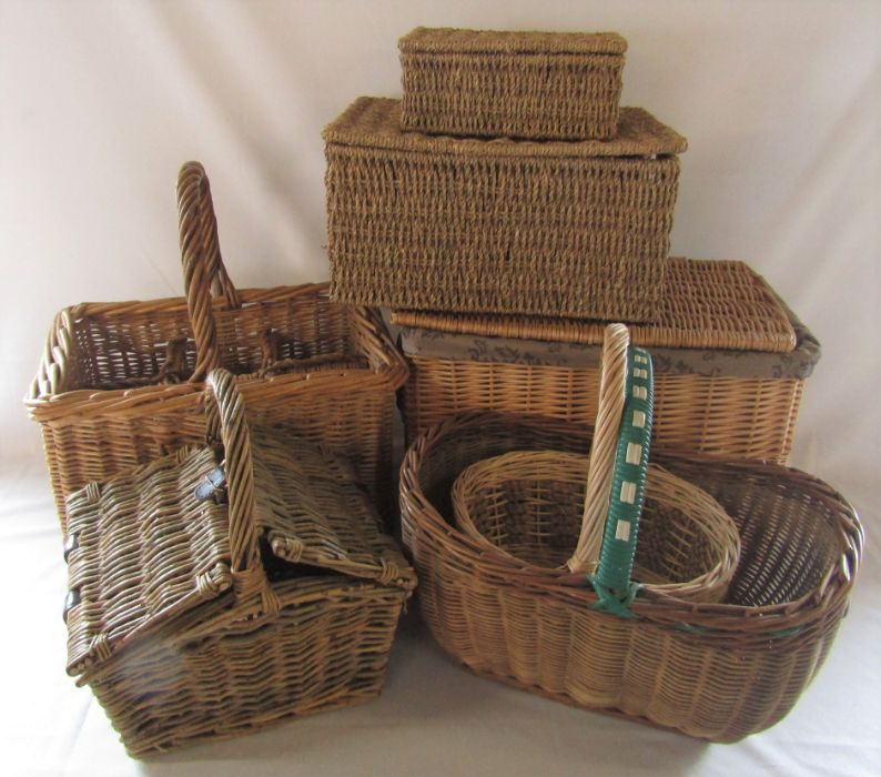 7 wicker baskets consisting of wine bottle basket, shopping baskets, hampers and seagrass baskets