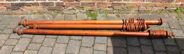 3 wooden curtain poles (longest L 212 cm)