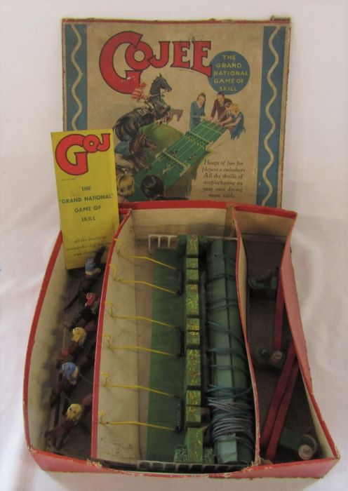 Vintage boxed Gojee game - The Grand National game of skill